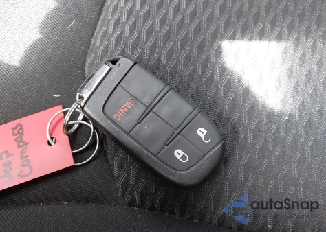 2023 Jeep Compass Sport 4X4 из США, поврежденный, VIN 3C4NJDAN0PT572381